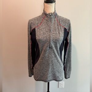 Athleta Running Wild Half Zip Pullover Gray Running Women’s size Small Athletic